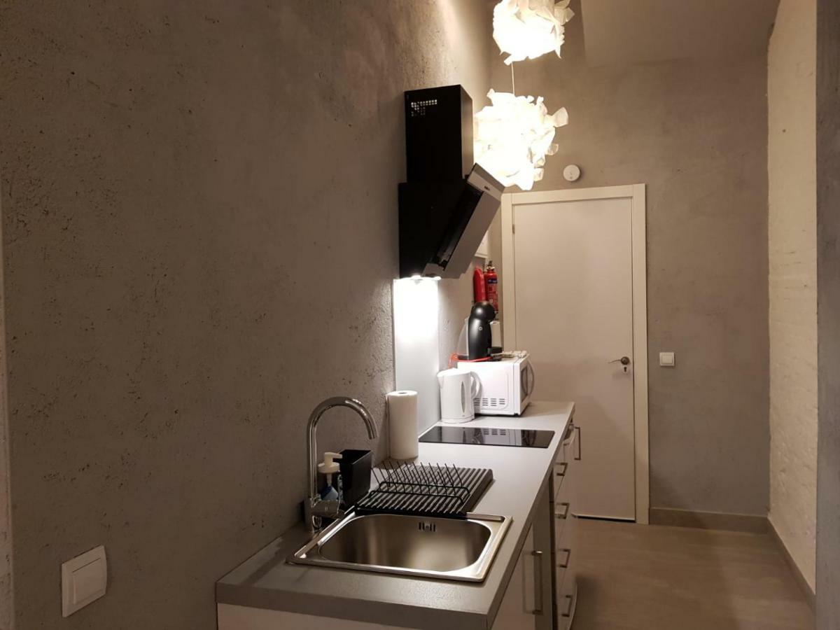 Florista Bonito Alojamiento Bien Comunicado Hotel บาเลนเซีย ภายนอก รูปภาพ