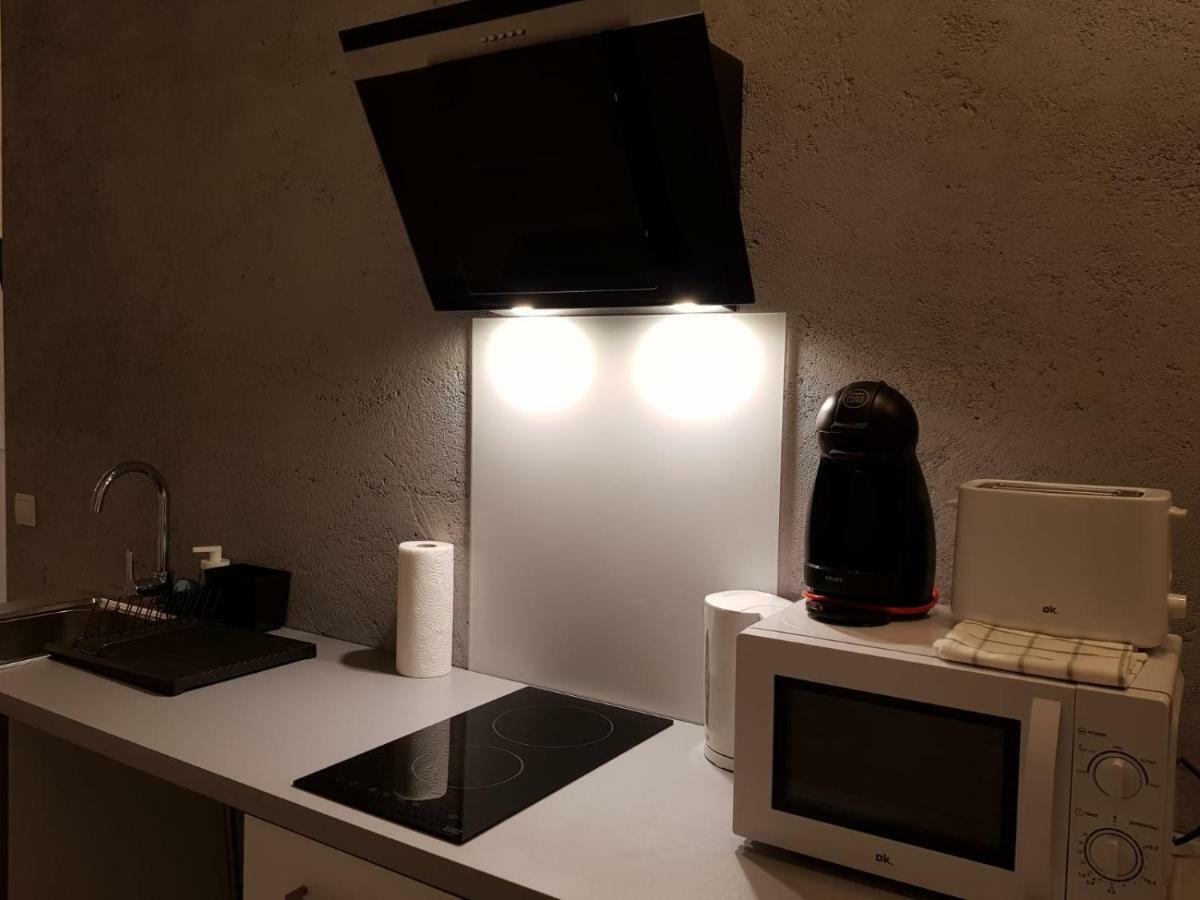 Florista Bonito Alojamiento Bien Comunicado Hotel บาเลนเซีย ภายนอก รูปภาพ