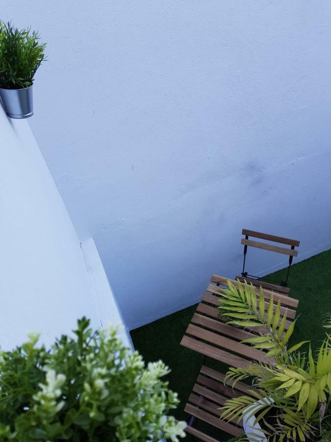 Florista Bonito Alojamiento Bien Comunicado Hotel บาเลนเซีย ภายนอก รูปภาพ