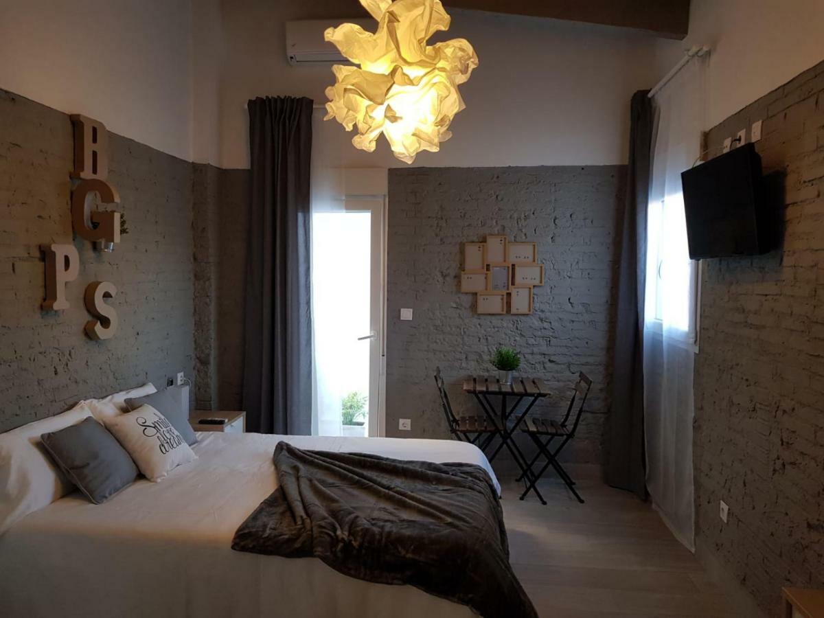 Florista Bonito Alojamiento Bien Comunicado Hotel บาเลนเซีย ภายนอก รูปภาพ